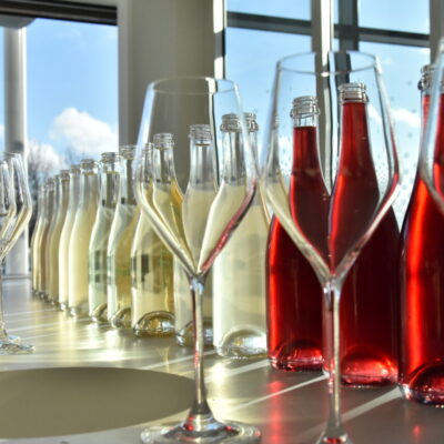 Champagne Nicolas Feuillatte, assemblage des vins clairs